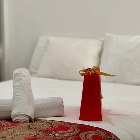 Ferienwohnung Cozy Beautiful Flat City Center Madrid Exterior foto
