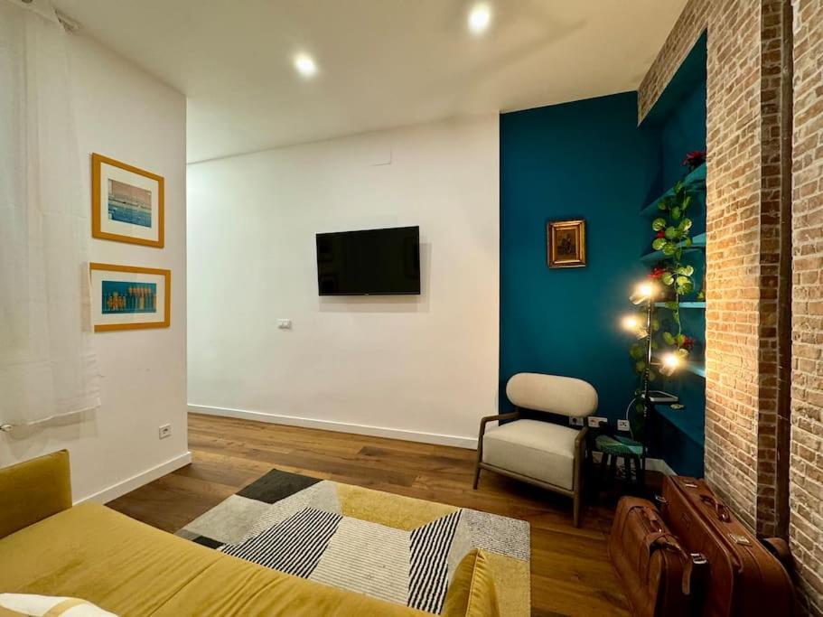 Ferienwohnung Cozy Beautiful Flat City Center Madrid Exterior foto