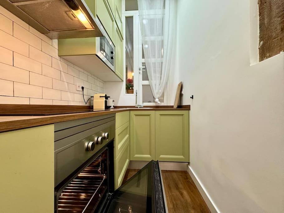 Ferienwohnung Cozy Beautiful Flat City Center Madrid Exterior foto